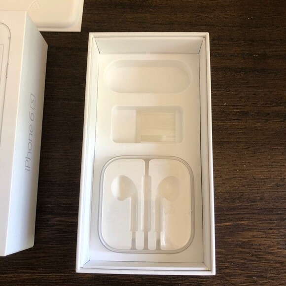 iPhone 6s Apple Box Packaging - Picture 3 of 7